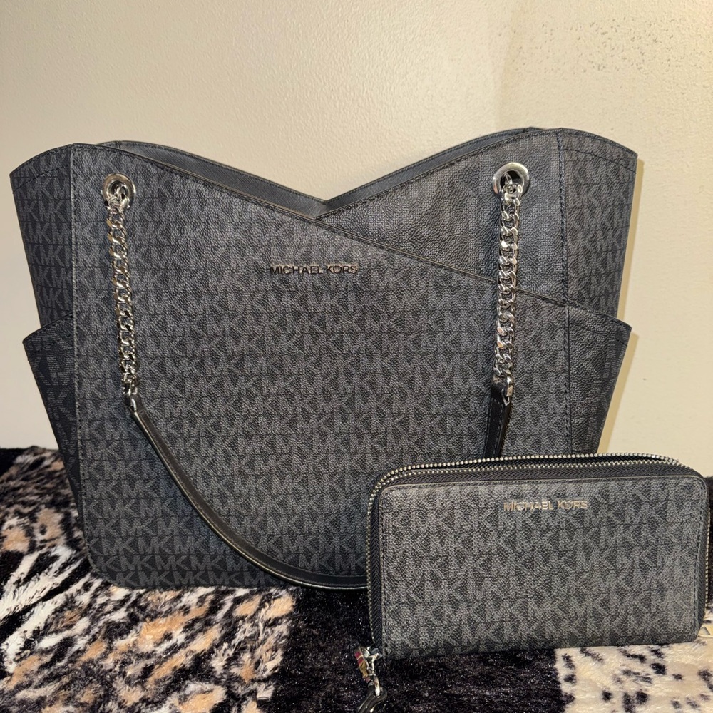 Michael Kors Black Signature Chain-Handle Tote with Matching Wallet